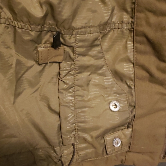 MEN'S Utility Snowboard Jacket (0g Fill) - Picture 6 of 12